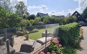 Lovely House Till 6 P. Near Amsterdam, Sea